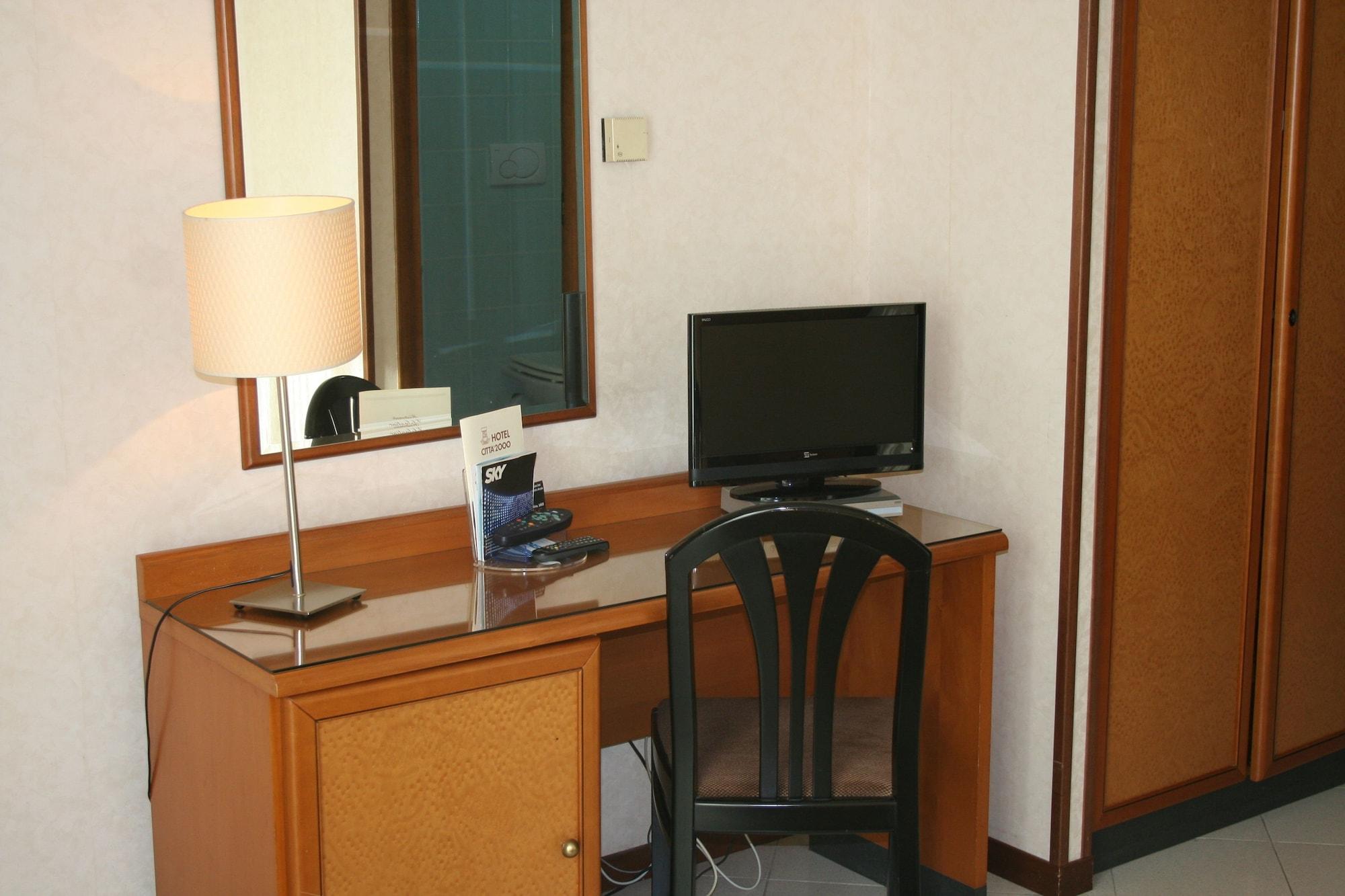 Hotel Citta 2000 Рим Экстерьер фото
